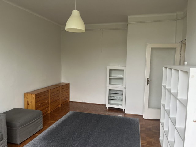 Eladó téglalakás, Tatabányán 34 M Ft, 2 szobás
