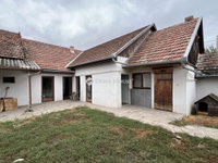 Eladó családi ház, Sárbogárdon 75 M Ft, 6 szobás