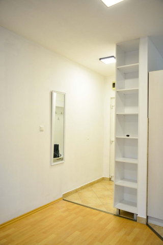 Eladó téglalakás, Budapesten, XVIII. kerületben 0.21 M Ft