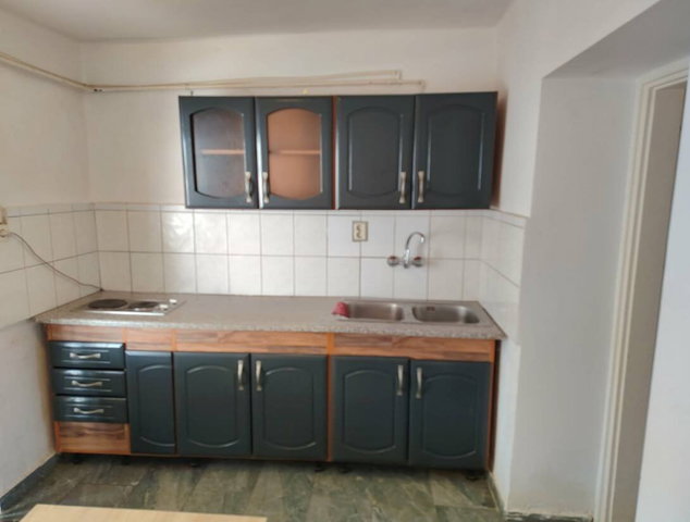 Eladó családi ház, Kecskeméten 29.9 M Ft, 2 szobás
