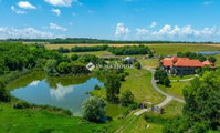 Eladó családi ház, Balatonendréden 1097.33 M Ft, 4 szobás