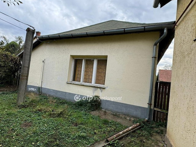 Eladó családi ház, Tiszafüreden 35 M Ft, 3 szobás