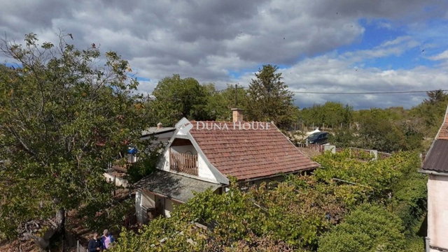 Eladó családi ház, Bicskén 34.9 M Ft, 2 szobás