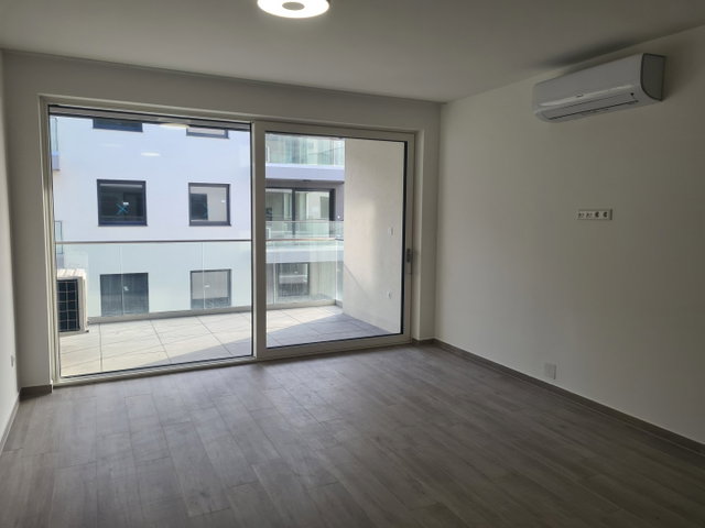 Kiadó téglalakás, albérlet, Győrött 254 E Ft / hó, 2 szobás