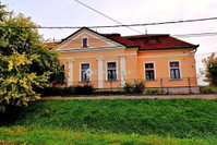 Eladó családi ház, Csépen 122 M Ft, 8 szobás