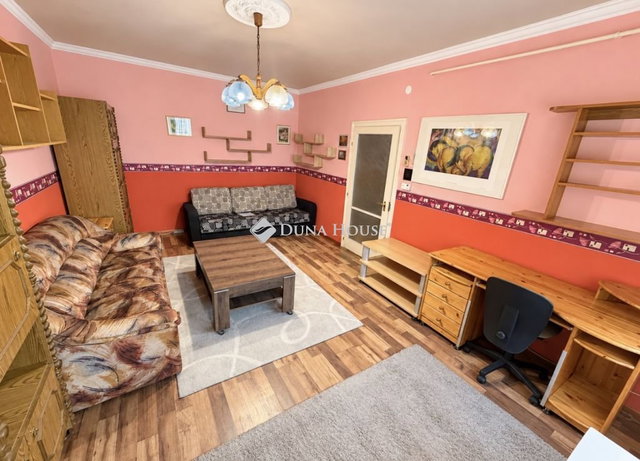 Kiadó téglalakás, albérlet, Debrecenben, Kassai úton, 1 szobás