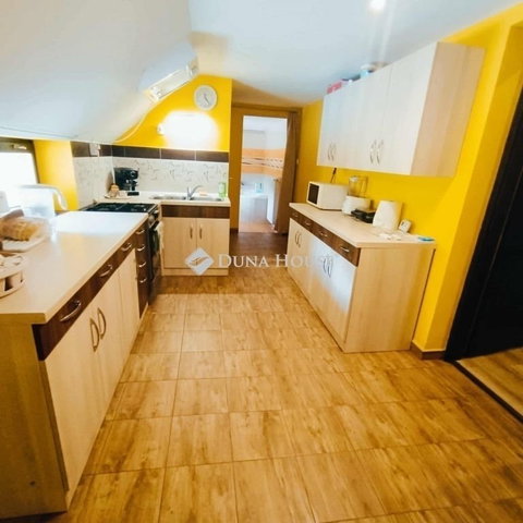 Eladó családi ház, Kecskeméten 78 M Ft, 4 szobás
