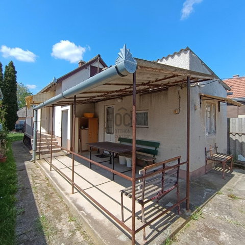 Eladó családi ház, Nagykanizsán 23 M Ft, 1 szobás