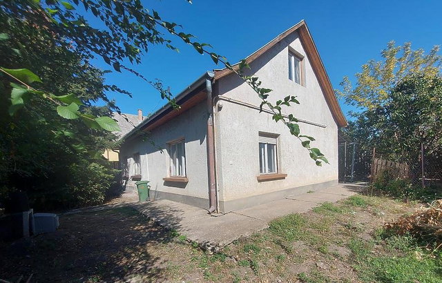 Eladó családi ház, Gödön 56.9 M Ft, 4 szobás