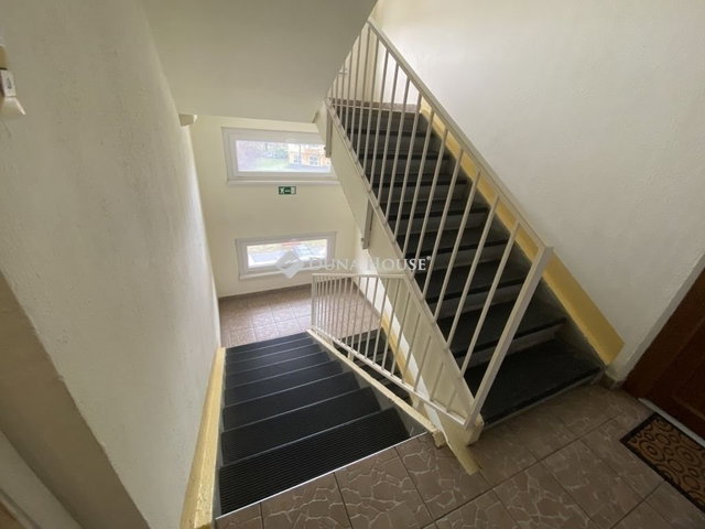 Eladó panellakás, Szegeden 47.9 M Ft, 3 szobás