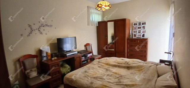 Eladó családi ház, Zalaegerszegen 110 M Ft, 7 szobás