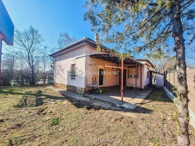 Eladó családi ház, Budapesten, XVIII. kerületben 88 M Ft