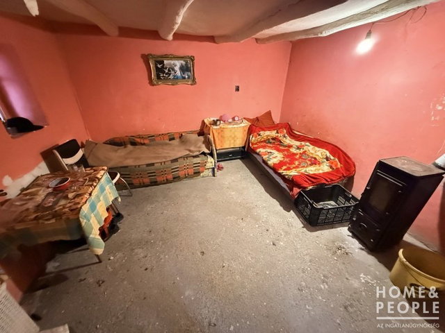 Eladó családi ház, Zákányszéken 14.999 M Ft, 2 szobás