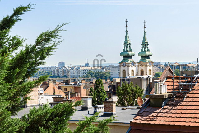 Kiadó téglalakás, albérlet, Budapesten, I. kerületben, 3 szobás