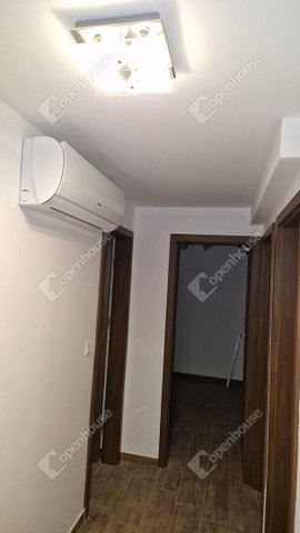Kiadó üzlethelyiség, Debrecenben 200 E Ft / hó, 4 szobás