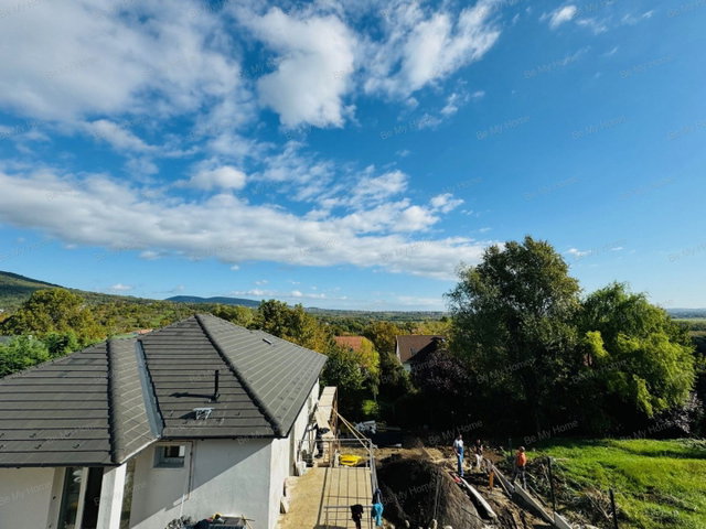 Eladó családi ház, Pomázon, Orlovácz utcában 183.5 M Ft