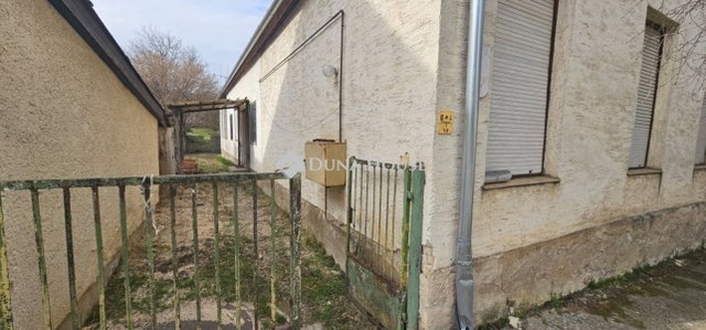 Eladó családi ház, Magyarhertelenden 36.99 M Ft, 4 szobás