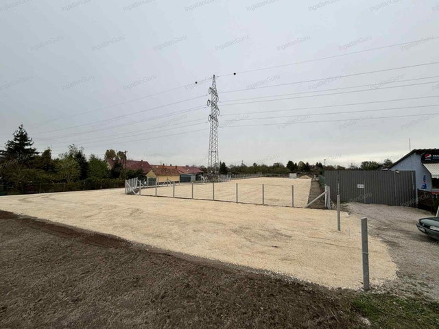 Kiadó ipari ingatlan, Kecskeméten 400 E Ft / hó
