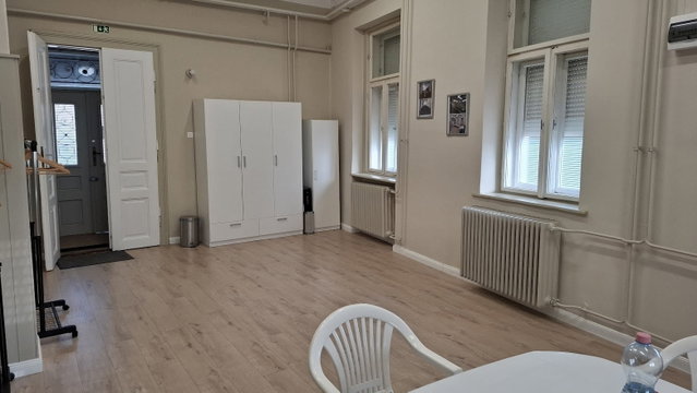 Eladó ipari ingatlan, Celldömölkön 60 M Ft