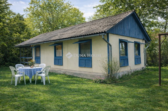 Eladó nyaraló, Szarvason 55 M Ft, 2+2 szobás
