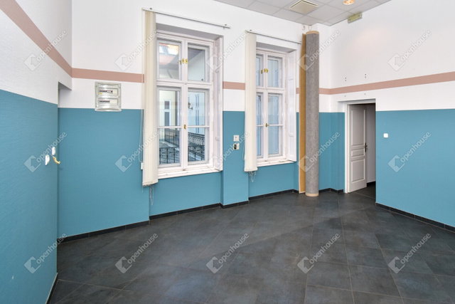 Kiadó iroda, Szegeden 4372 E Ft / hó, 9 szobás
