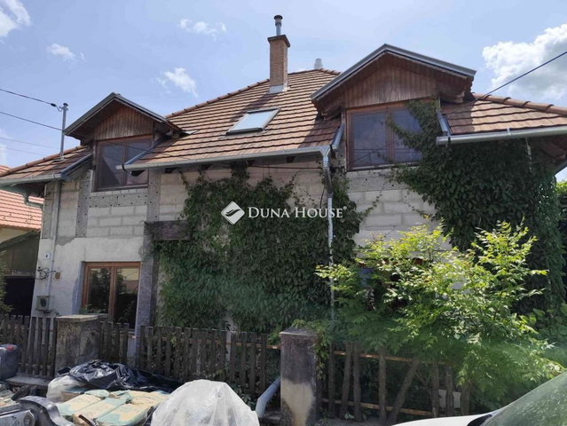 Eladó családi ház, Ürömön, Kert utcában 70 M Ft, 1 szobás