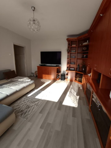 Eladó panellakás, Kecskeméten 63.9 M Ft, 2 szobás