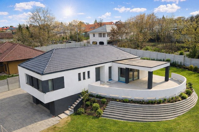 Eladó családi ház, Erdőkertesen 179.9 M Ft, 5 szobás