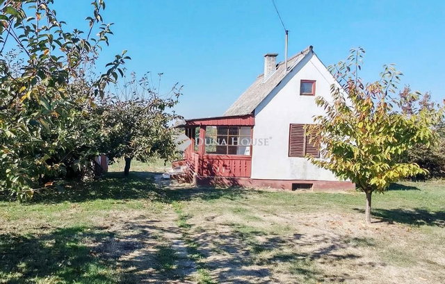 Eladó családi ház, Csurgón 10.5 M Ft, 1 szobás