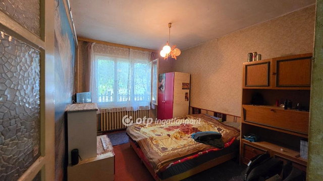 Eladó családi ház, Kunhegyesen 10 M Ft, 2 szobás