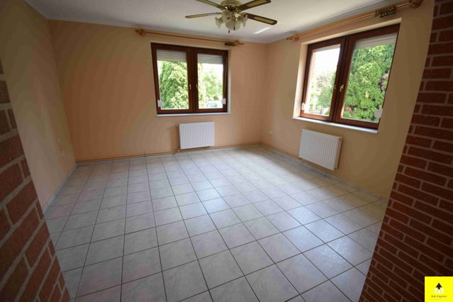 Eladó családi ház, Lövőn 99.5 M Ft, 6 szobás