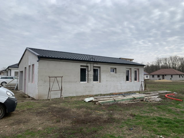 Eladó családi ház, Hajdúszoboszlón 95 M Ft, 4 szobás