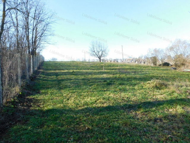 Eladó mezogazdasagi ingatlan, Balatonszárszón 14.9 M Ft
