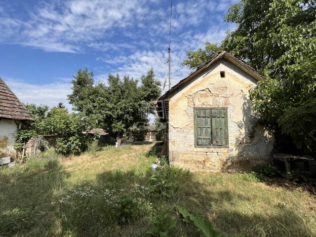 Eladó családi ház, Budakeszin 49.9 M Ft, 1 szobás