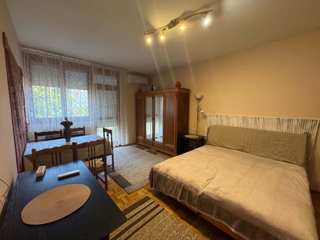 Kiadó téglalakás, albérlet, Debrecenben 140 E Ft / hó, 2 szobás