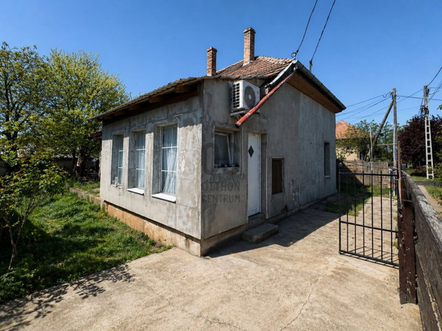 Eladó családi ház, Budapesten, XVIII. kerületben 68 M Ft