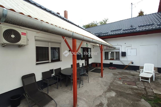 Eladó családi ház, Kecskeméten 44.5 M Ft, 5 szobás
