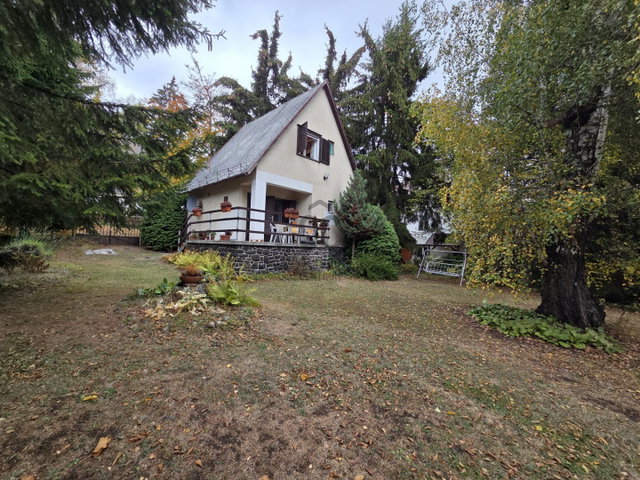 Eladó nyaraló, Mátraszentimrén 44.444 M Ft, 3 szobás