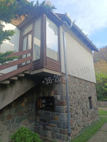 Eladó családi ház, Visegrádon, Harangvirág utcában 119 M Ft