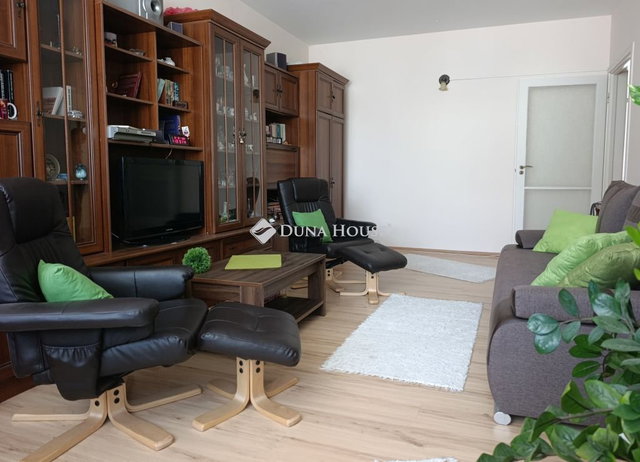 Eladó panellakás, Szegeden, Budapesti körúton 49.5 M Ft