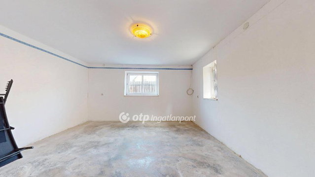 Eladó családi ház, Szendrőn 6.5 M Ft, 2 szobás