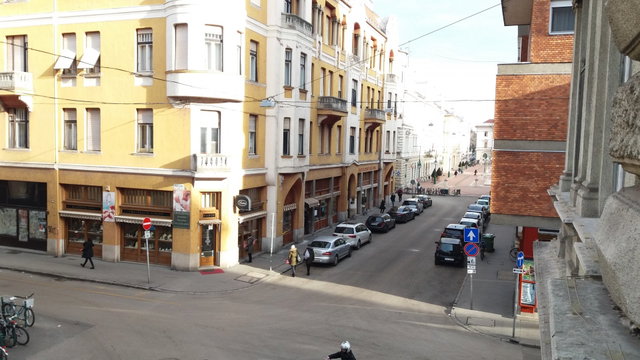 Eladó téglalakás, Szegeden 113 M Ft, 4 szobás