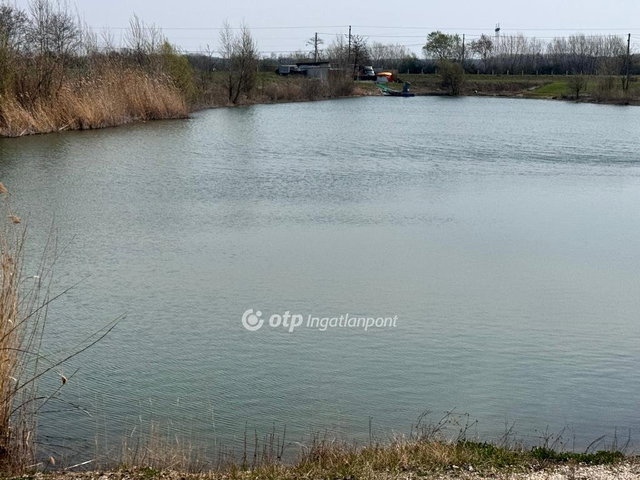 Eladó telek, Győrzámolyon 22 M Ft / költözzbe.hu