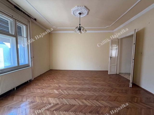 Eladó téglalakás, Szolnokon, Szapáry utcában 36.5 M Ft