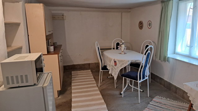 Eladó családi ház, Tiszatenyőn 7.99 M Ft, 2+1 szobás