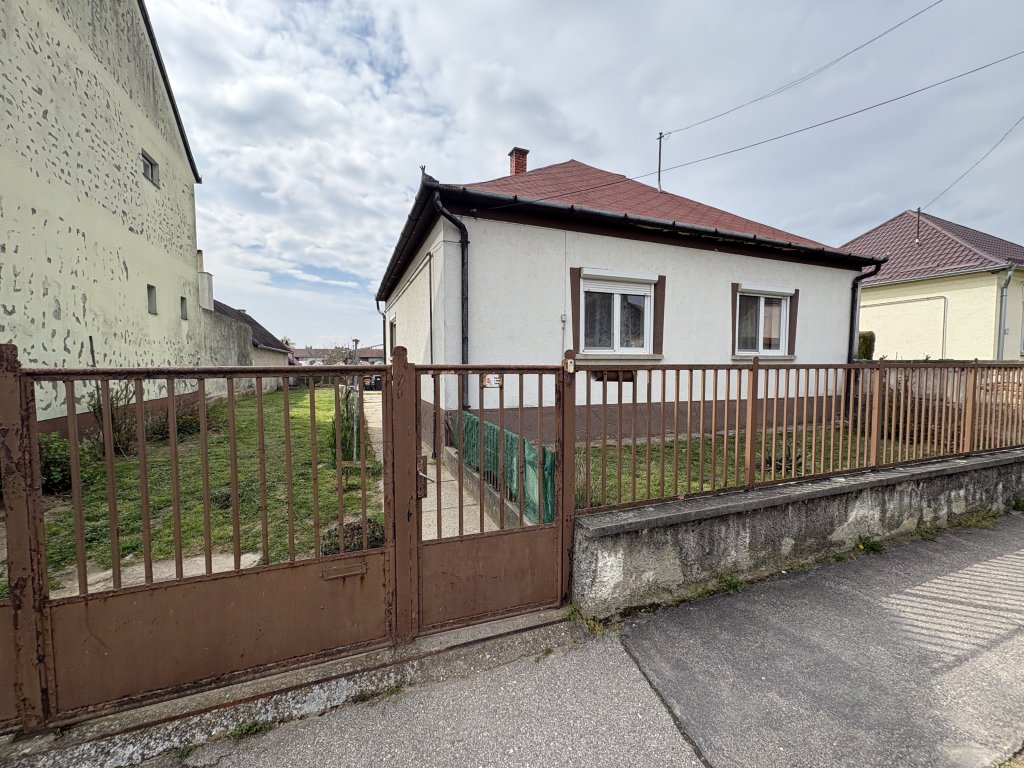 4 bed · 115m² · 39.900.000 ft