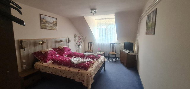 Eladó családi ház, Egerben 175 M Ft, 5 szobás