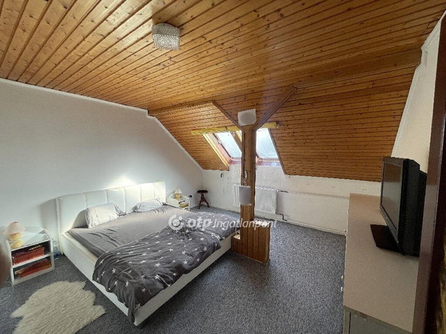 Eladó családi ház, Zsámbékon 149.9 M Ft, 4 szobás
