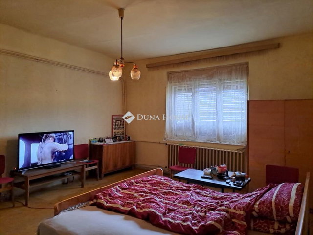 Eladó családi ház, Csávolyon 15.8 M Ft, 3 szobás