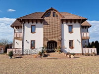 Eladó hotel, Hajdúszoboszlón 380 M Ft / költözzbe.hu